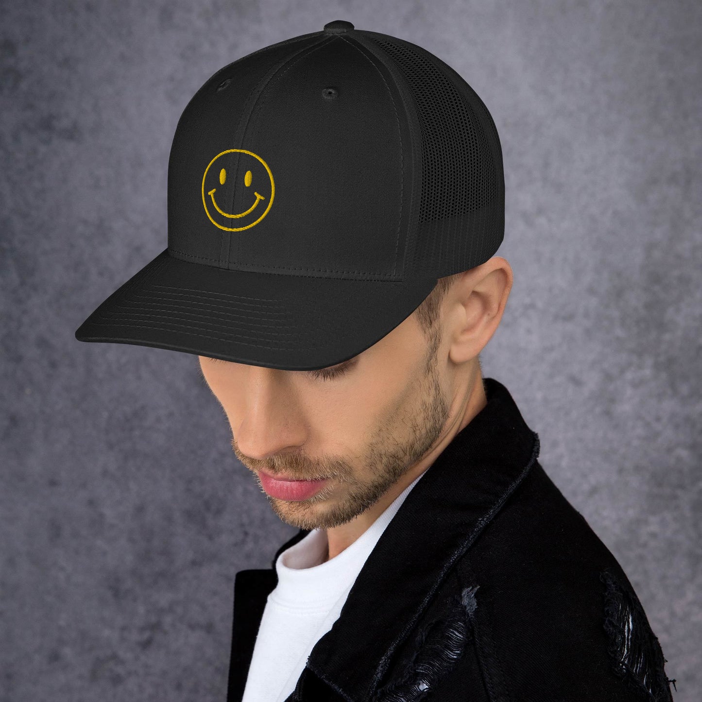 Smiley - Trucker Cap